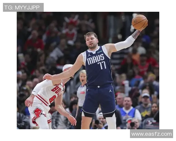 东契奇仅获一票！13场赛程MVP争夺，又成二人争霸？